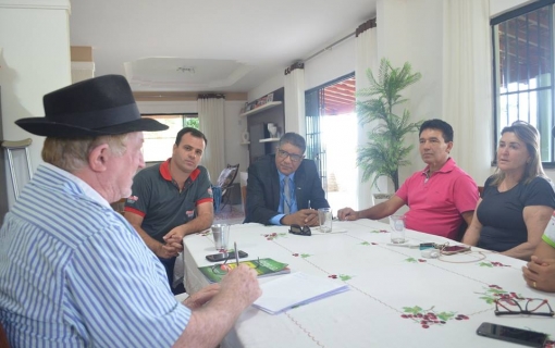 Prefeito de Cuiabá reforça compromisso e respeito ao comércio durante encontro