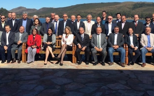 LÍDERES DO SISTEMA CNDL SE REÚNEM NA SEDE DA FUNDAÇÃO DOM CABRAL