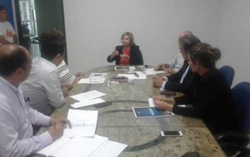 CDL reivindica organização dos centros comerciais ao prefeito de Porto Velho.