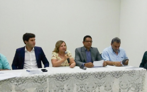 CDL e entidades se reúnem para cobrar a redução da contribuição sobre a iluminação pública