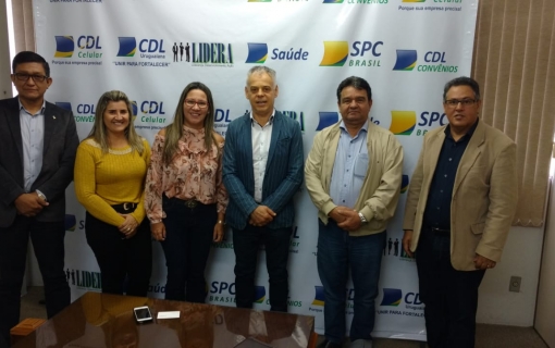 CDL Uruguaiana recebe representante de rede internacional de lojas Free Shops