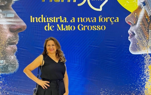 FCDL/MT marca presença na celebração dos 50 anos da FIEMT