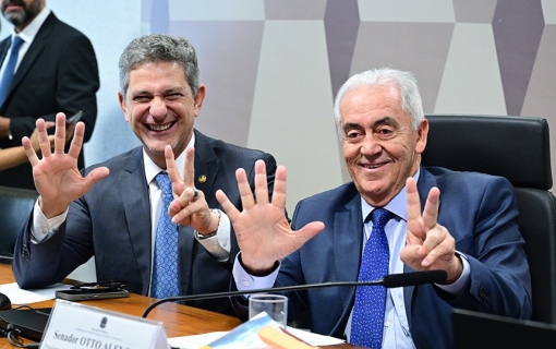 Redução da jornada semanal com dois dias de descanso vai a Plenário
