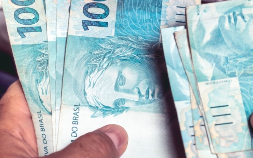 Segunda parcela do 13º salário deve ser paga até a próxima sexta-feira