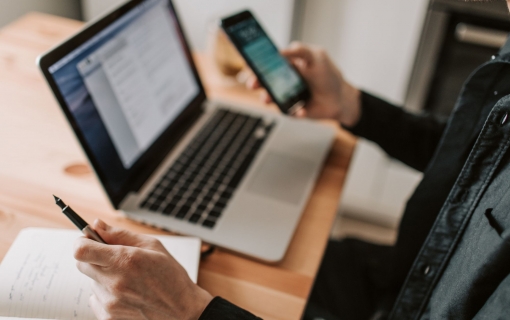 Cursos gratuitos do Sebrae via WhatsApp ajudam pequenos negócios a vender mais e fortalecer presença digital