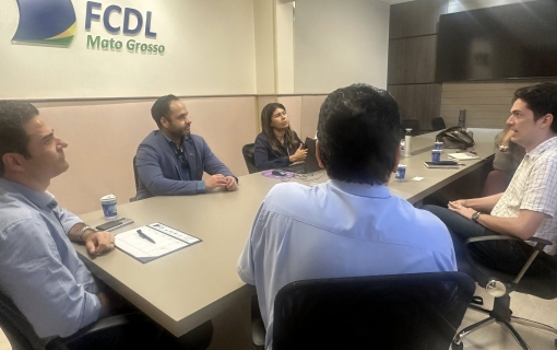 Presidente e diretor da FCDL-MT recebem nova diretoria da CDL Chapada dos Guimarães para alinhar ações e fortalecer o comércio