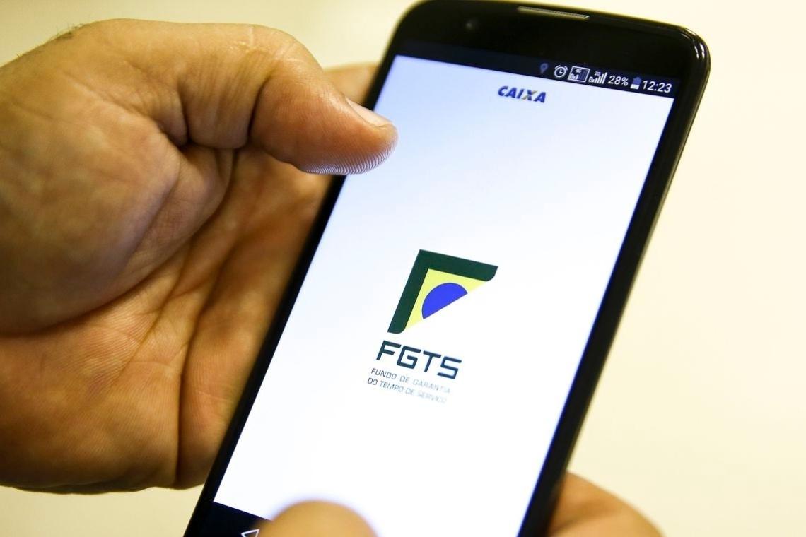 Governo libera saques de R$ 1.045 do FGTS a partir de junho