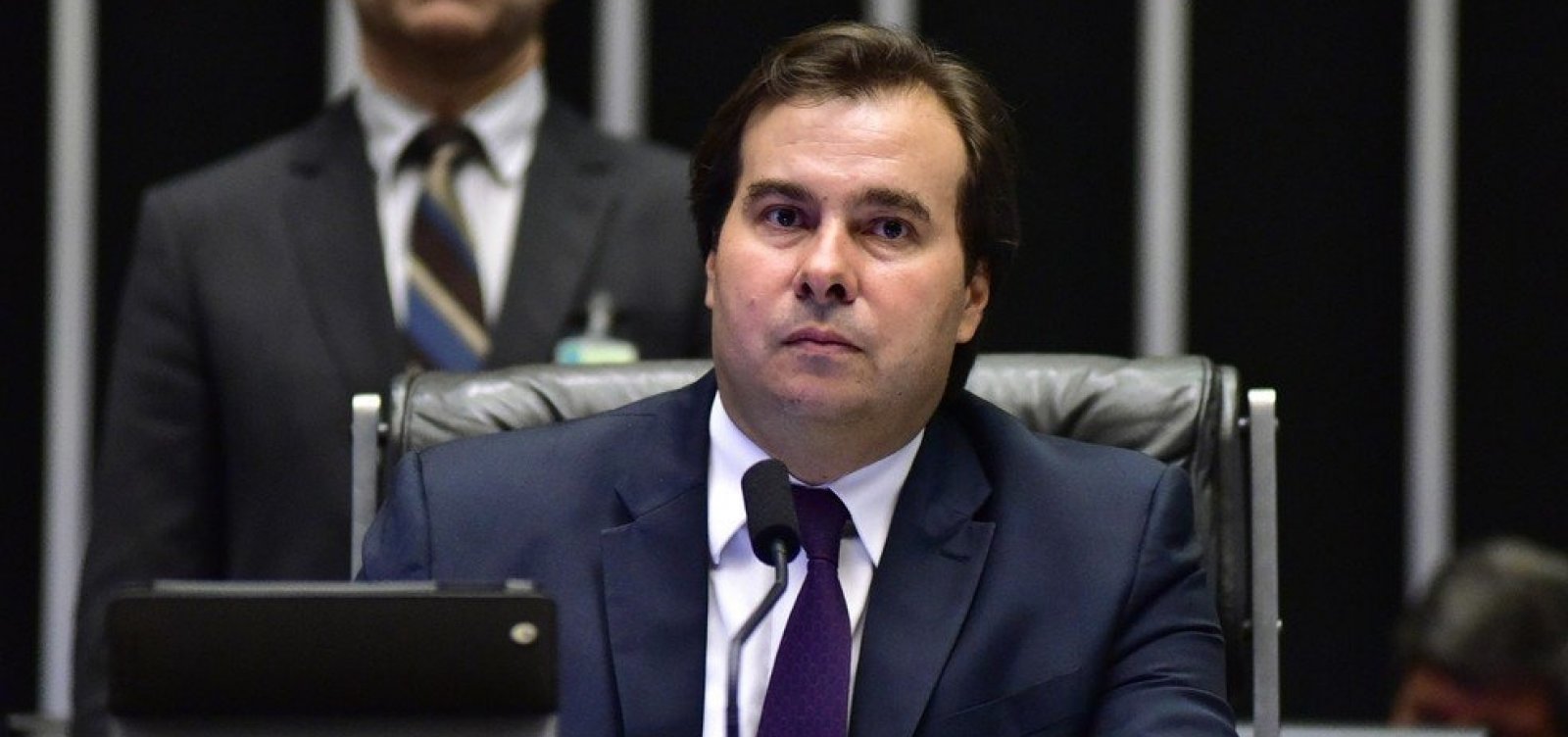 Rodrigo Maia defende que governo assuma 100% do risco de créditos para empresas