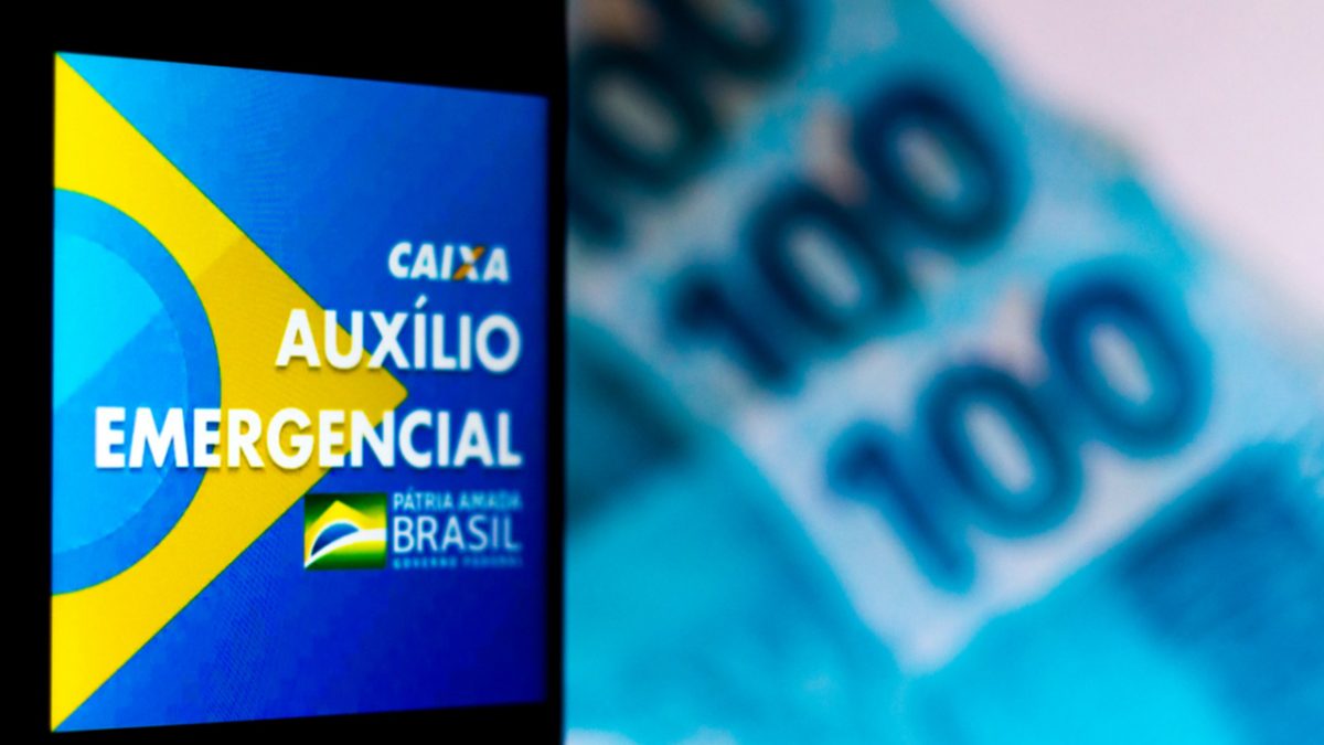 Governo prorroga por 2 meses auxílio emergencial