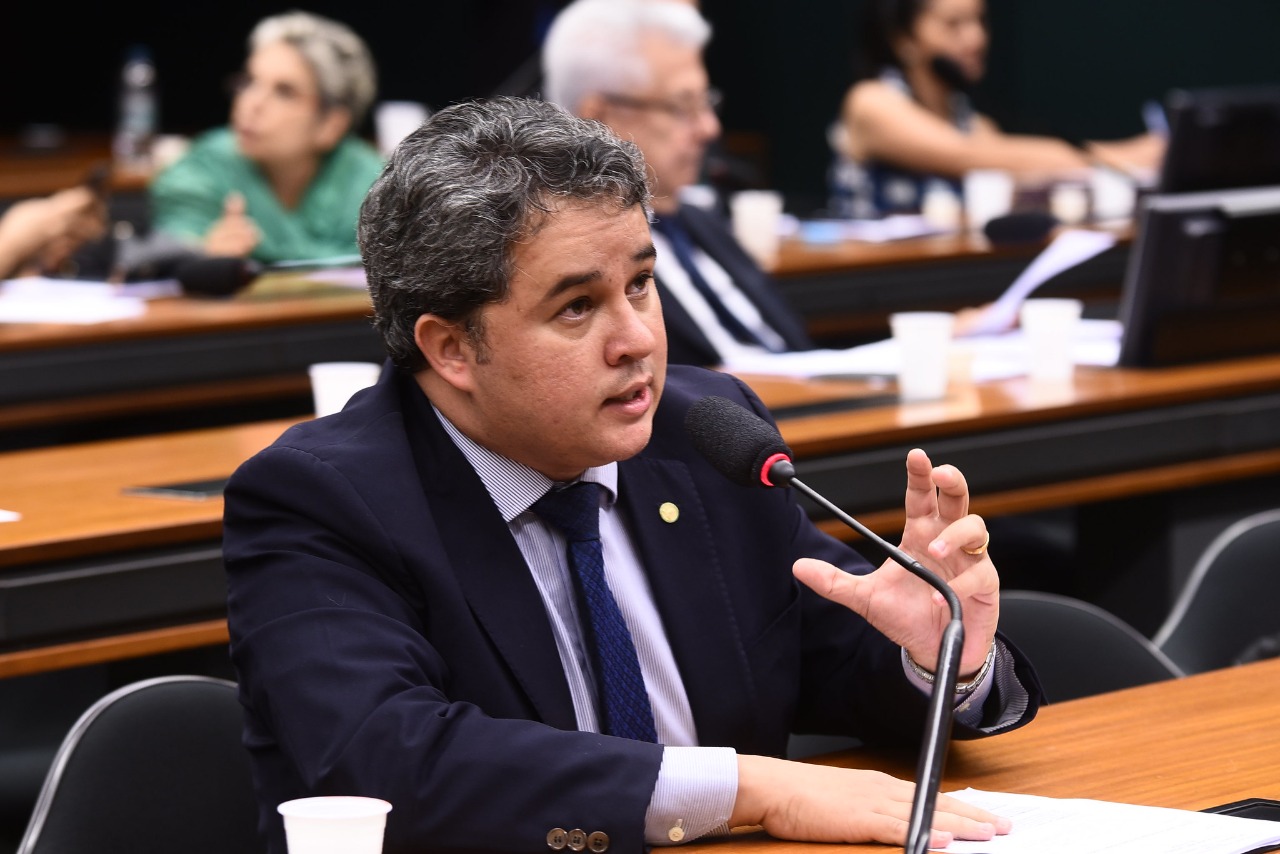 Deputado Efraim Filho será o relator do Programa Emergencial de Acesso a Crédito