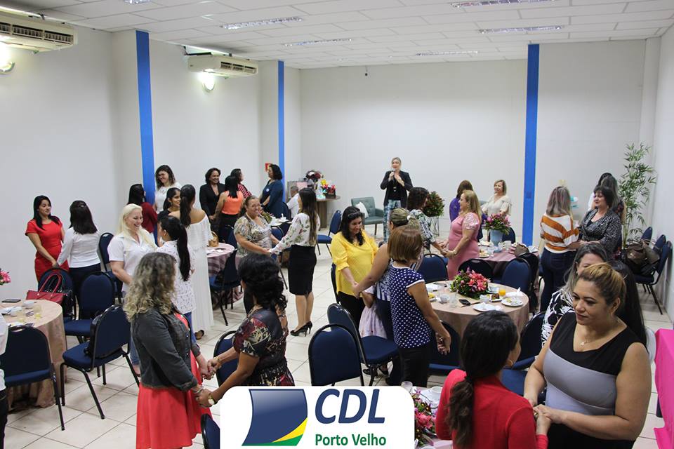 Na CDL o 8 de março é marcado por discursos fortes sobre os desafios da Mulher contemporânea