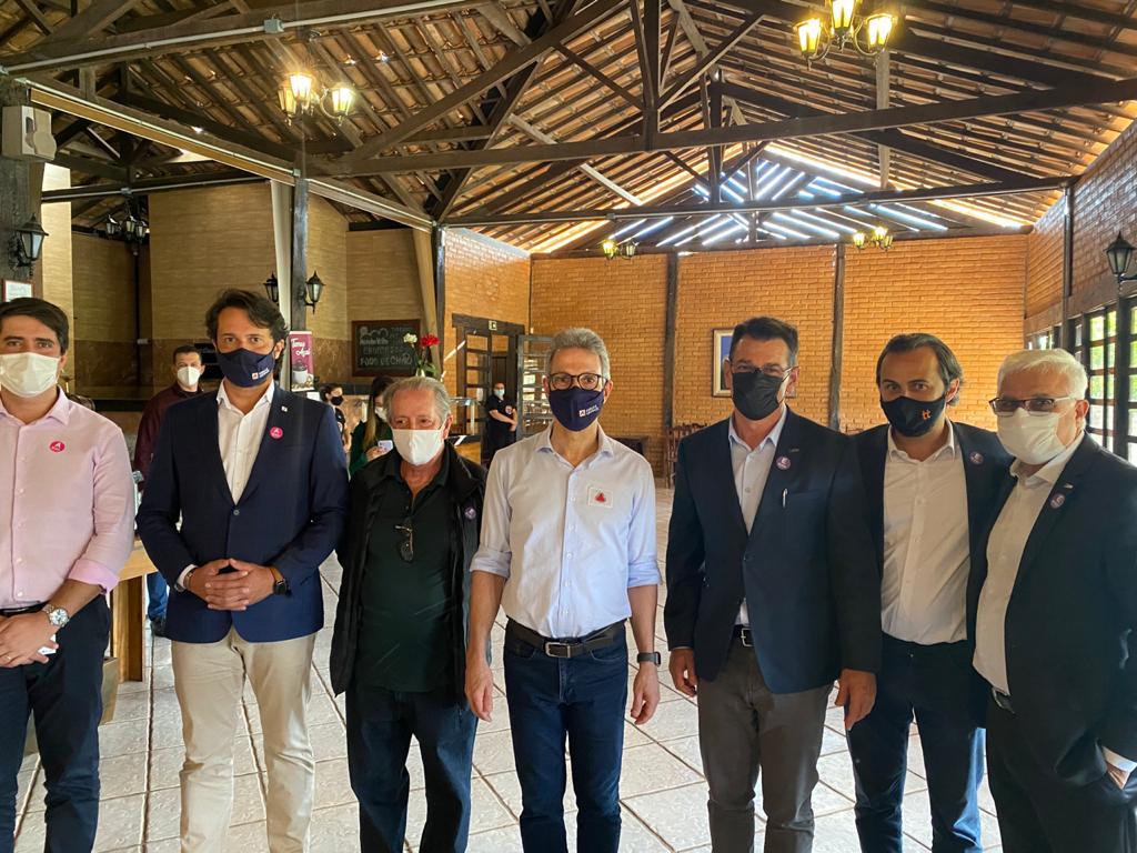 CDL Conselheiro Lafaiete promove almoço com governador Romeu Zema e entidades do setor produtivo