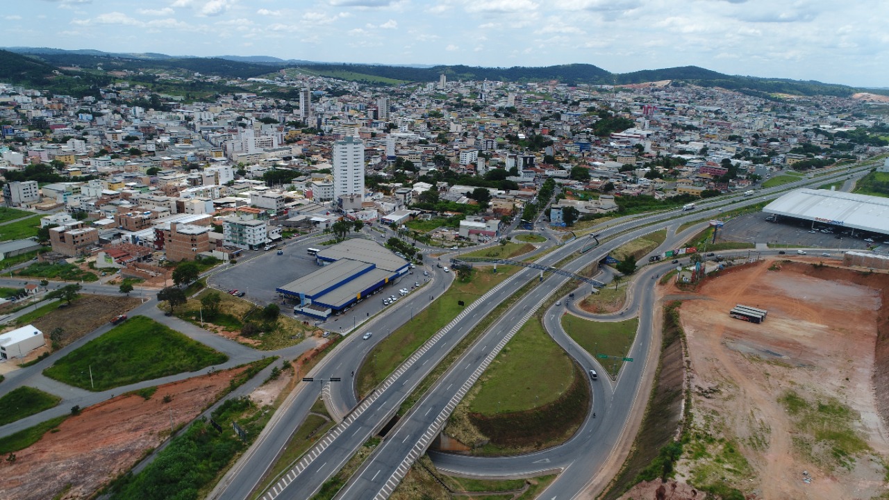 CDL Nova Serrana e Centro Universitário UNA firmam parceria para mensurar dados