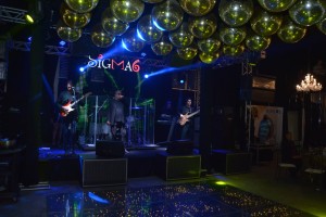 (1450)_Easy-Resize.com