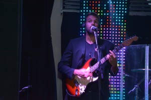 (1544)_Easy-Resize.com