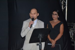 (737)_Easy-Resize.com