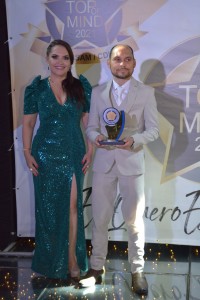 (780)_Easy-Resize.com