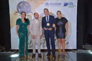 (828)_Easy-Resize.com