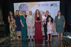 (885)_Easy-Resize.com