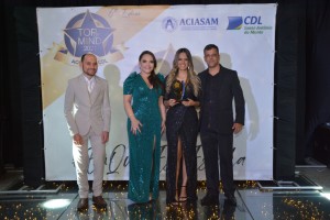 (982)_Easy-Resize.com