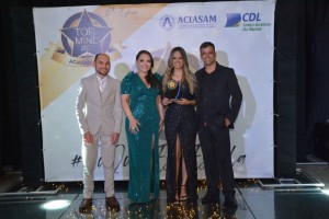 (985)_Easy-Resize.com