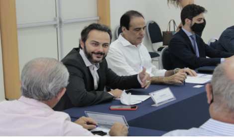 CDL Uberlândia estuda proposta legislativa que prevê a dispensa de alvarás e licenças para empresas