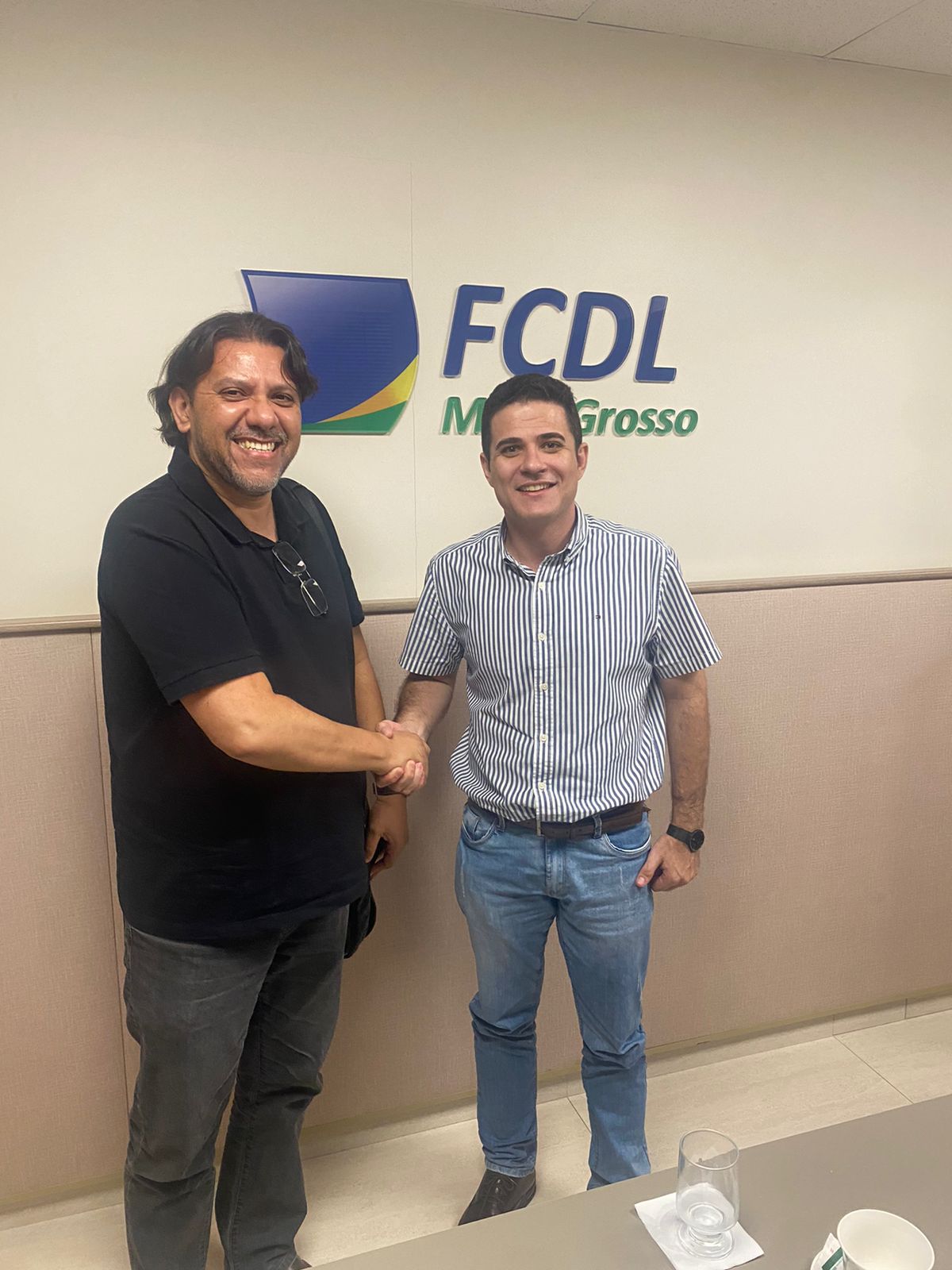 FCDL/MT busca parceria com economista para planejamento e gestão estratégica