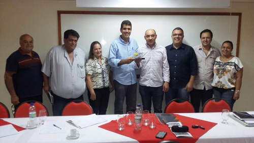 PRESIDENTE DA FCDL RIO DE JANEIRO SE REÚNE COM REPRESENTANTES DAS CDLS DA REGIÃO NOROESTE