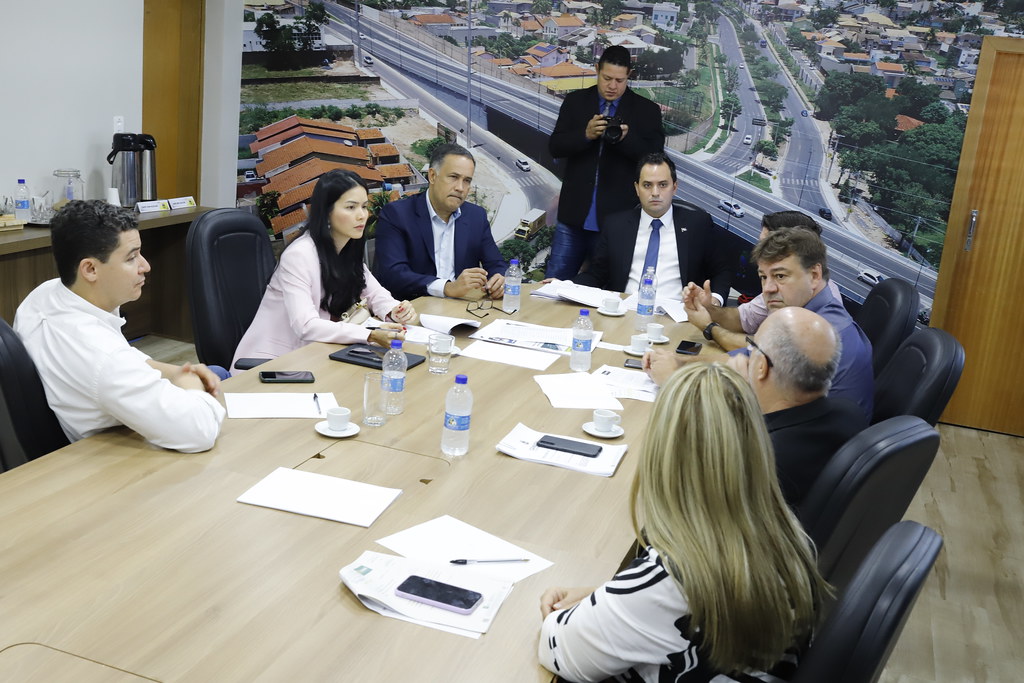 Vice-presidente da FCDL/MT participa de reunião na Câmara de Vereadores para discutir desconto do IPTU sustentável