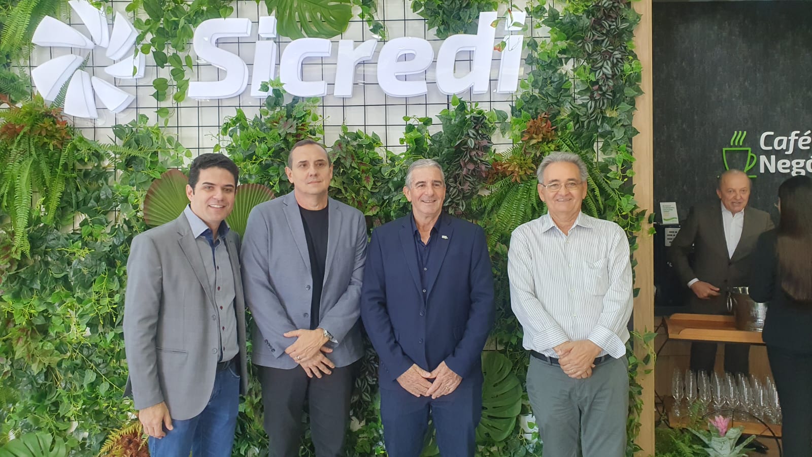 FCDL/MT prestigia inauguração da nova agência do Sicredi Ouro Verde MT em Cuiabá