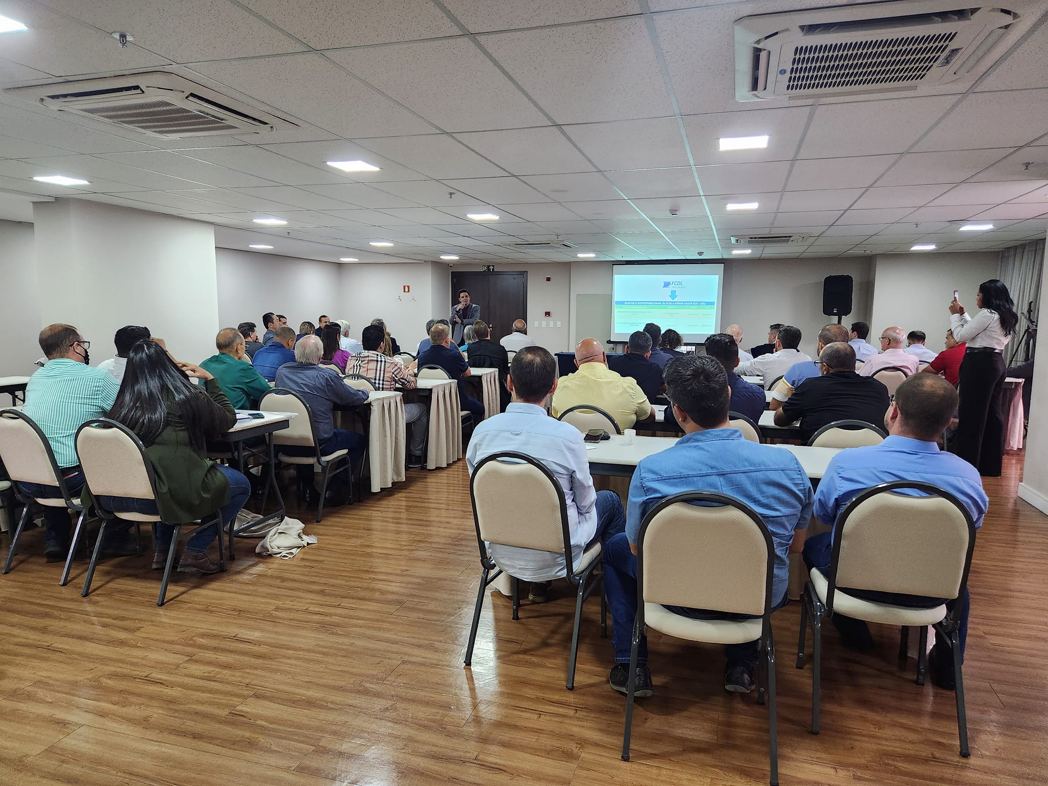 Diretoria da FCDL/MT se reúne com presidentes de CDLs mato-grossenses e apresenta Agenda de Desenvolvimento para o próximo triênio