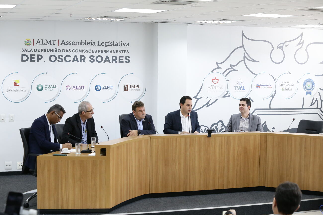 FCDL/MT parabeniza Frente Parlamentar do Comércio da ALMT pelo início dos trabalhos
