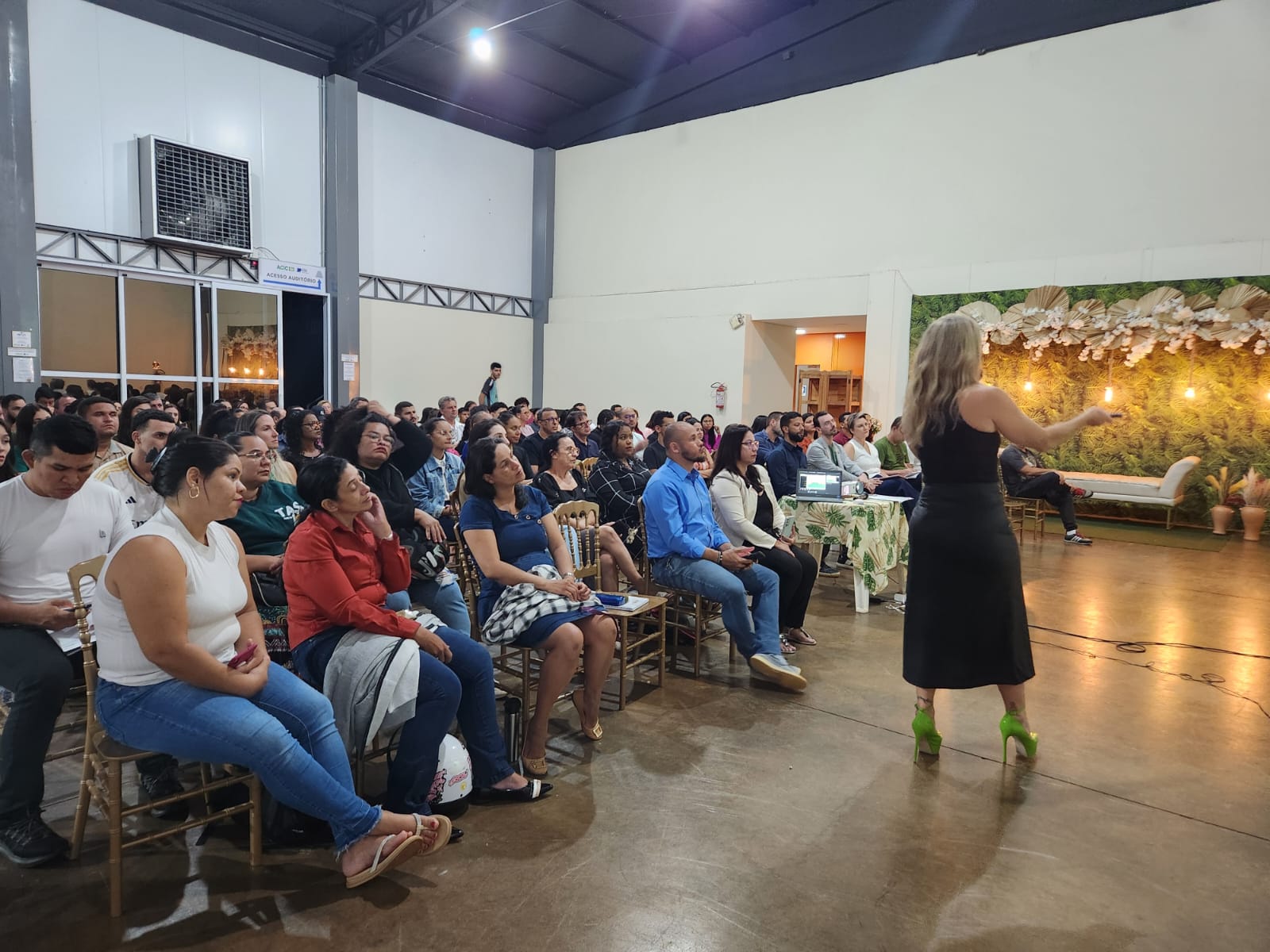 Na noite de 17/04, tivemos a palestra coma Juiza Graziele Cabral, sobre as ações do ABRIL VERDE – SEGURANÇA DO TRABALHO.