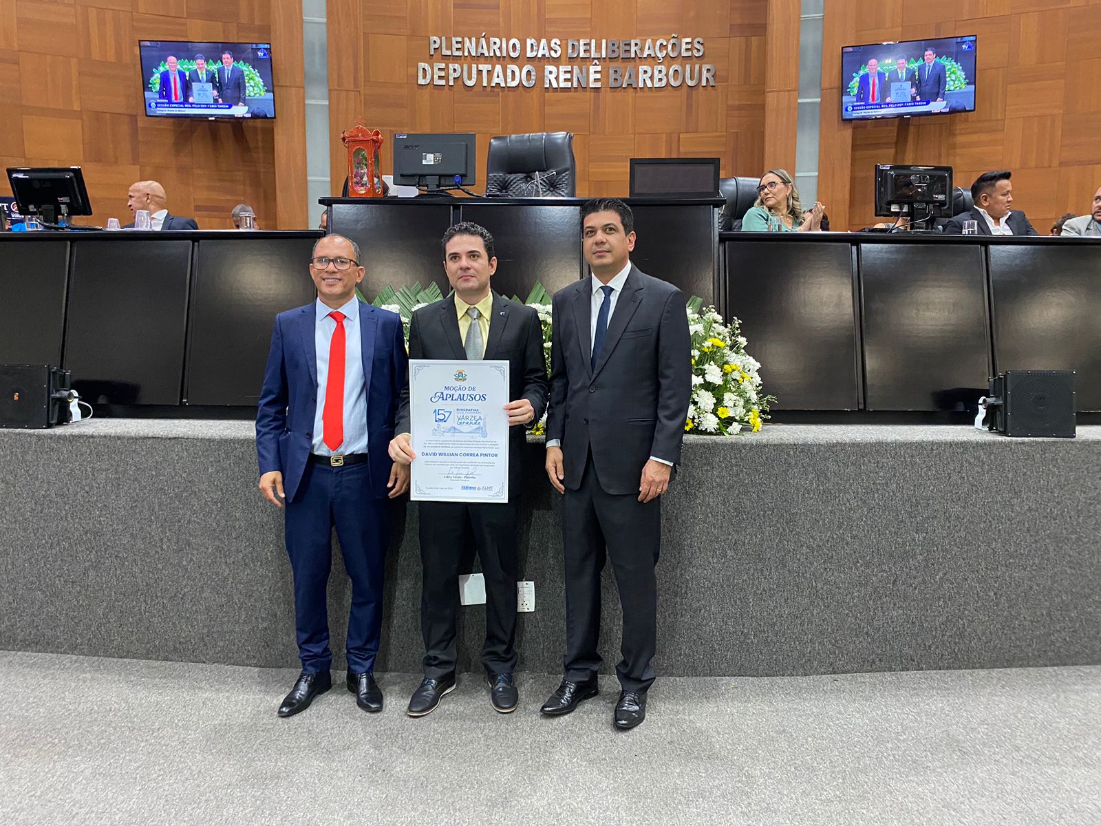 Presidente da FCDL/MT foi homenageado na ALMT pelos 157 anos de Várzea Grande