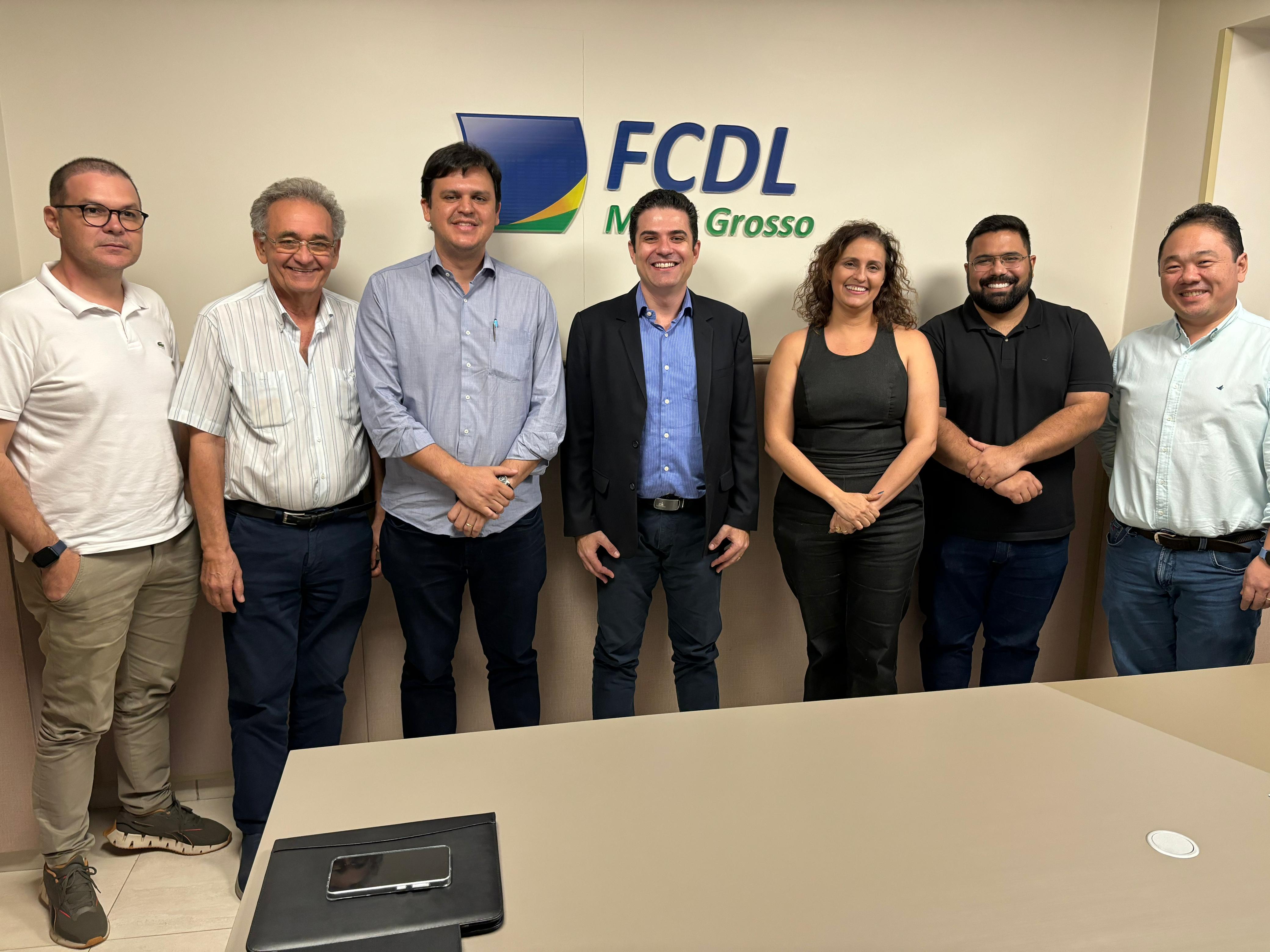 Deputado Thiago Silva se reúne com diretores da FCDL/MT e Presidentes de CDL Mato-grossenses para discutir demandas