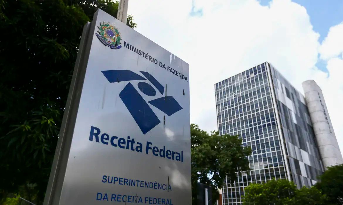 Após BC, Receita se prepara para atualizar regulação de criptoativos