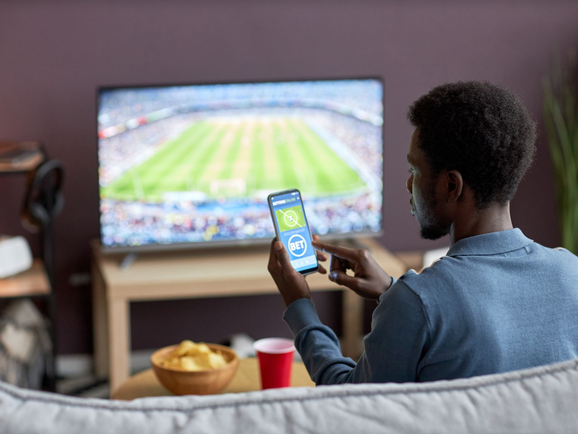 39,5 milhões de consumidores pagaram pelo menos um jogo online no último ano, revela pesquisa CNDL/SPC Brasil