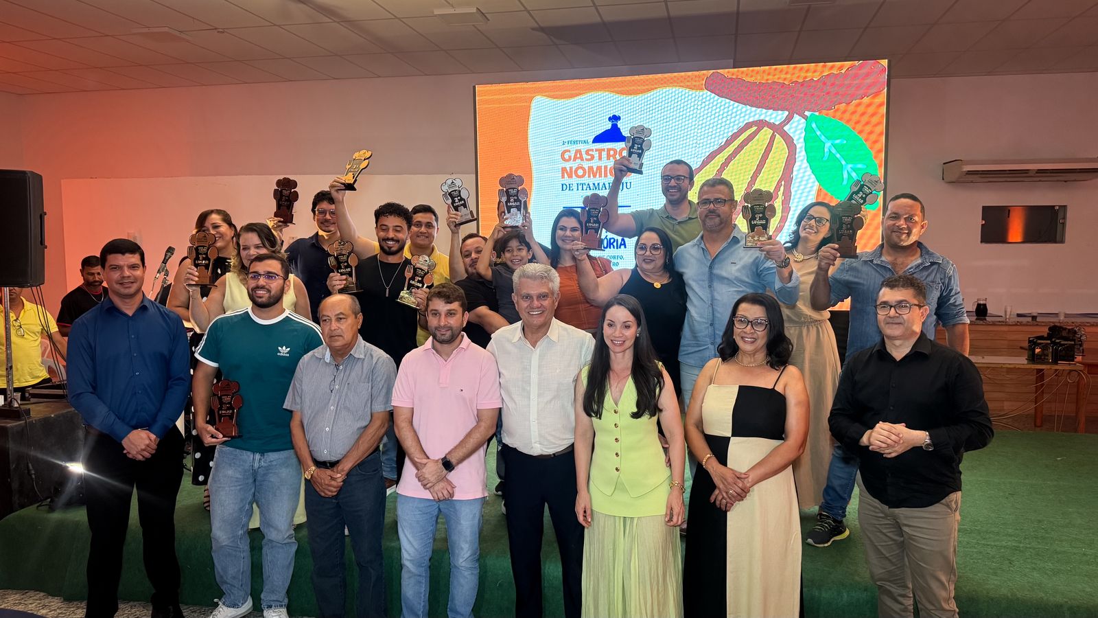Cerimônia de premiação revela os ganhadores do 2º Festival Gastronômico de Itamaraju