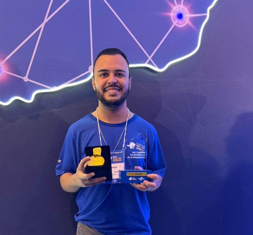 Acaps Santana da Vargem recebe selo ouro de referência em atendimento através da Rede Aqui Tem Sebrae.