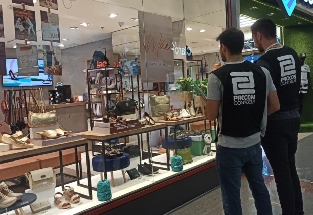 Procon orienta sobre direitos e deveres nas compras de fim de ano