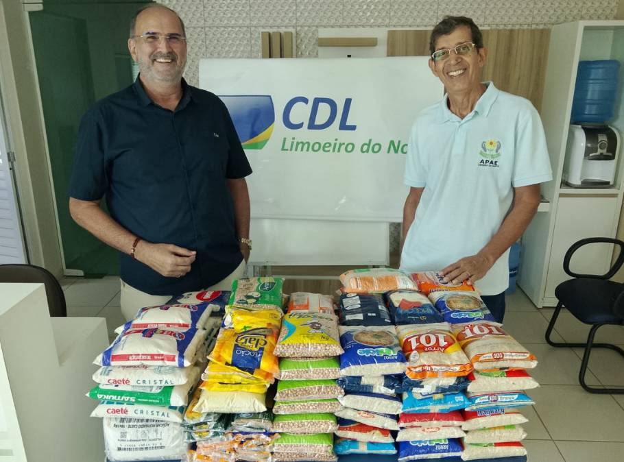Jornada Integração entrega alimentos arrecadados durante cursos na Macrorregião Central