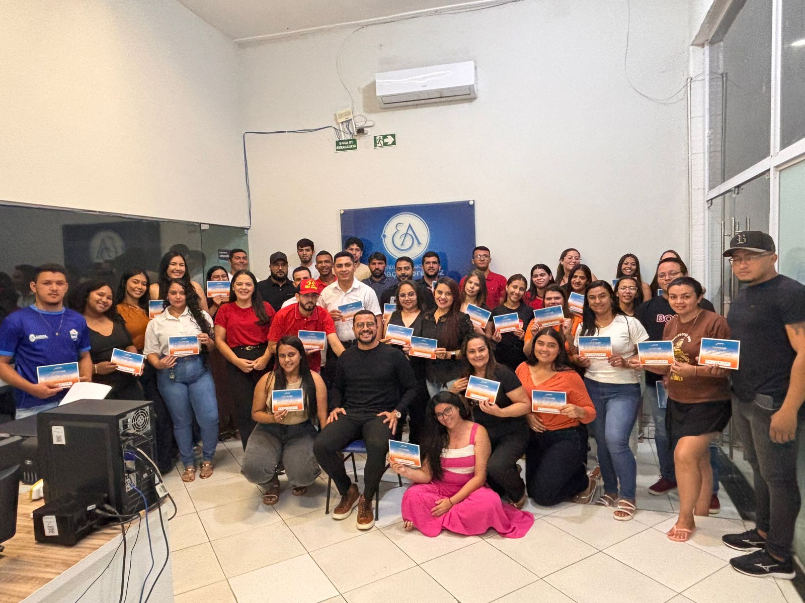 Parambu recebe dois dias de cursos sequenciais para colaboradores do comércio varejista